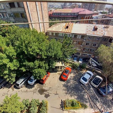 יירבאן Gevorg'S Appartment מראה חיצוני תמונה